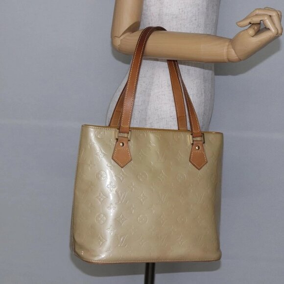 LOUIS VUITTON Monogram Vernis Houston Hand Bag Beige